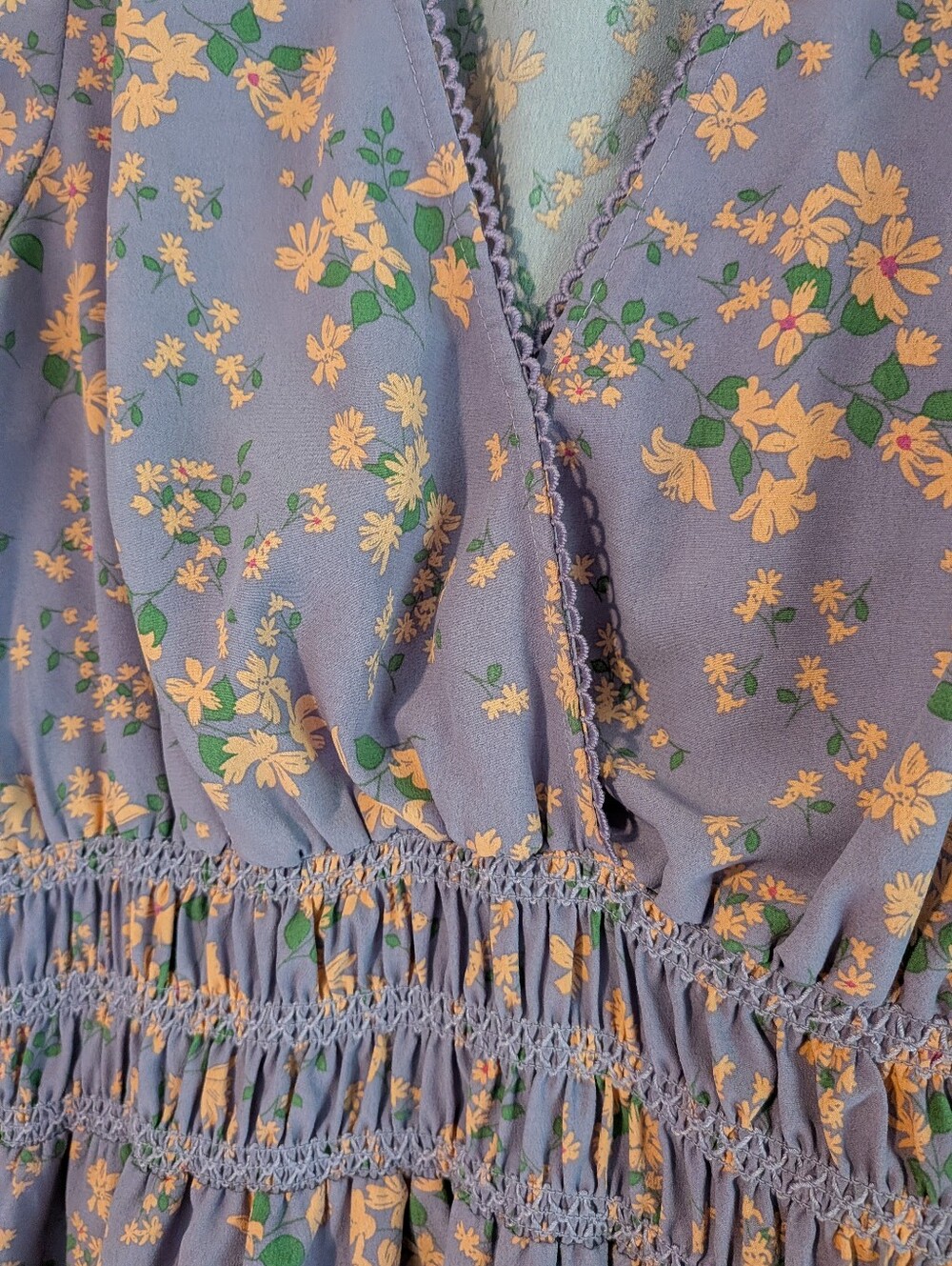 WAYF Flower Pattern Top - Picture 3 of 5